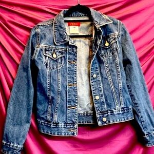 Nice Zena jean jacket!!